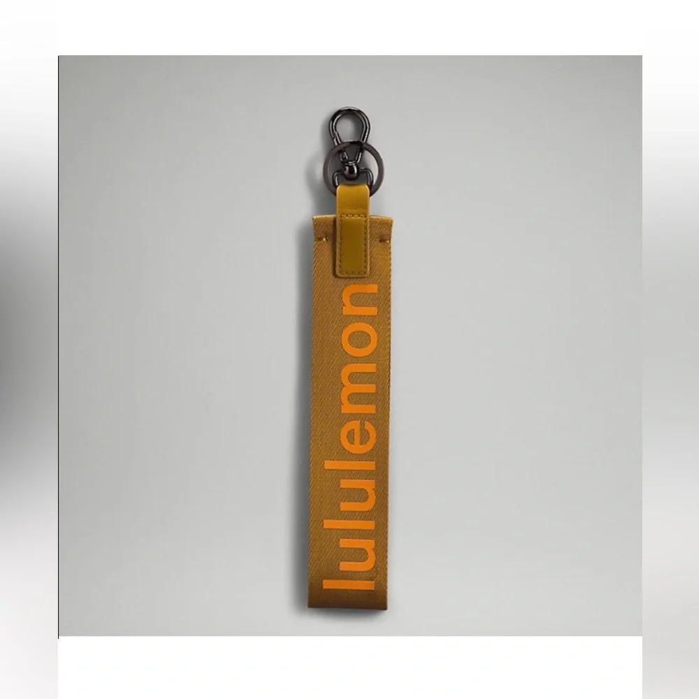 Lululemon Never Lost Keychain - Picture 7 of 7